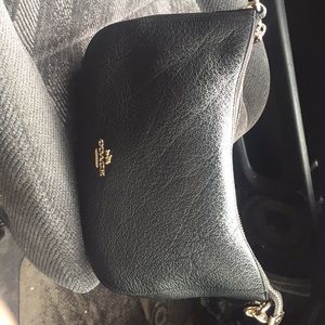 Coach purse great condition barely used.